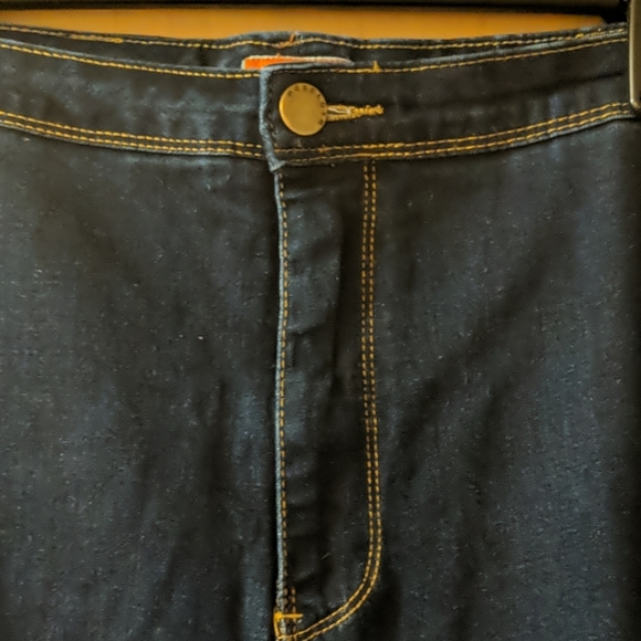 Modcloth Women’s Plus Size Boot Cut 4X Jeans Dark Wash - Picture 3 of 7